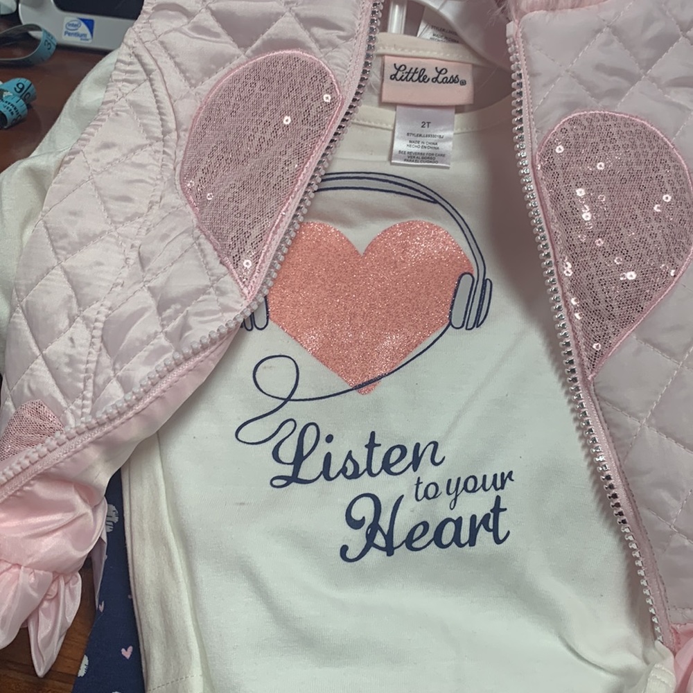 Little lass 3 pc Vest outfit set - Picture 7 of 10
